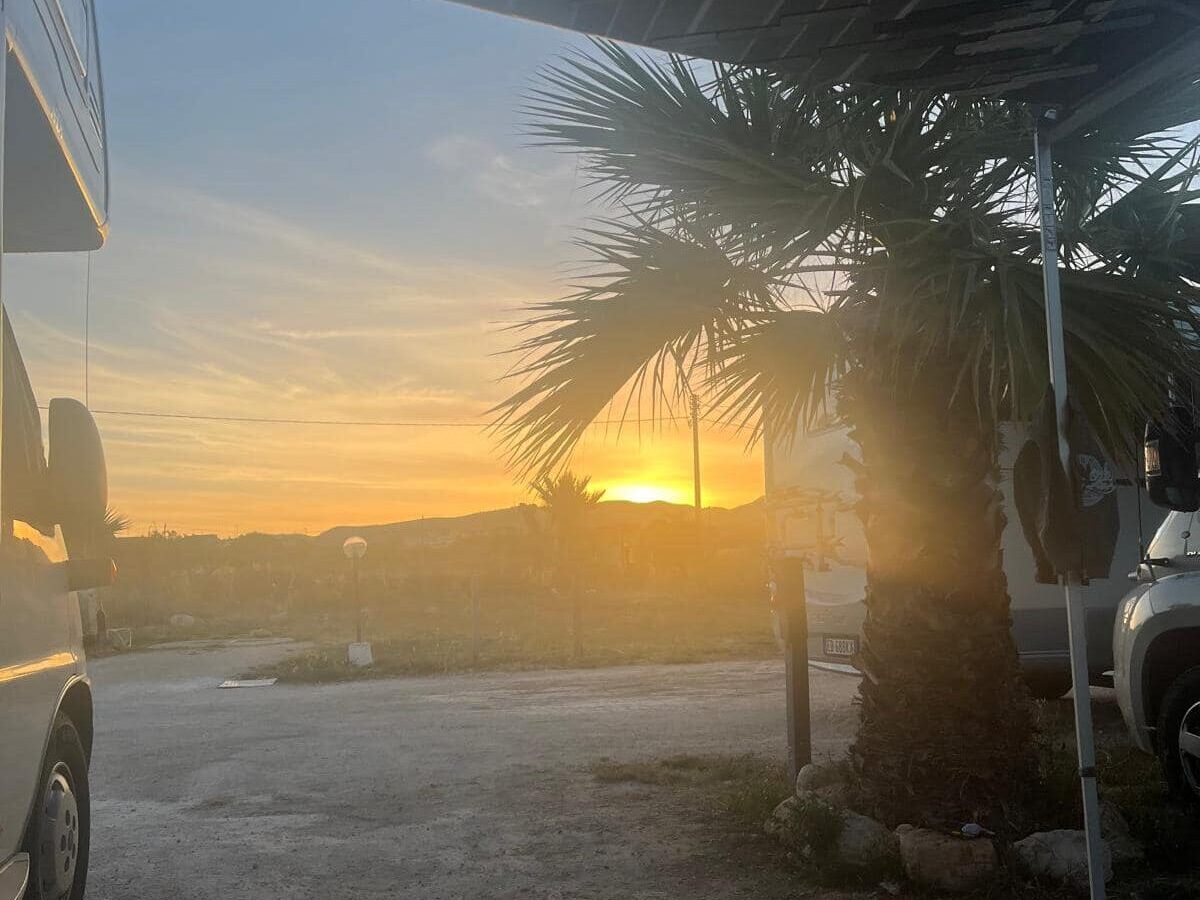 Tremoli parking avola area sosta camper e roulotte